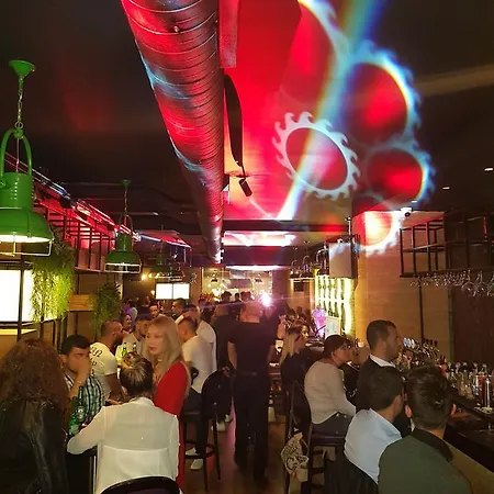 De Charme (adults Only)